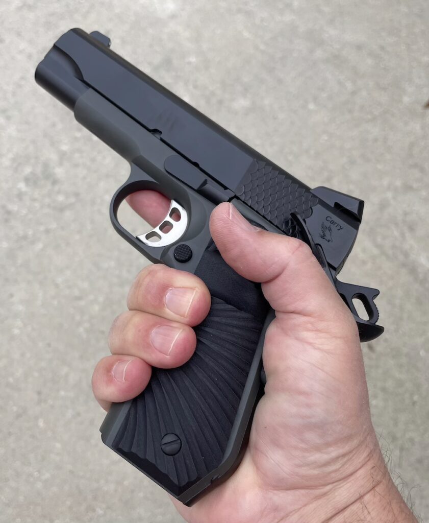 Tisas 1911 Stingray Carry in hand