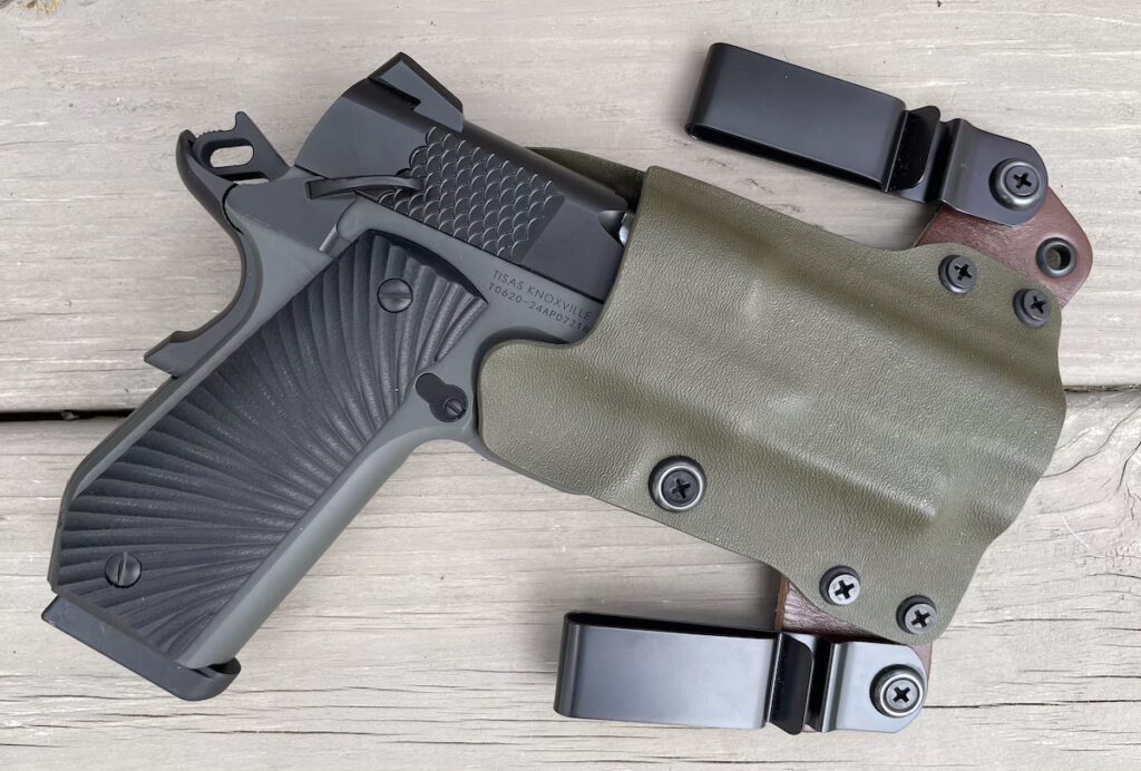 Tisas 1911 Stingray Carry in black point tactical mini wing holster